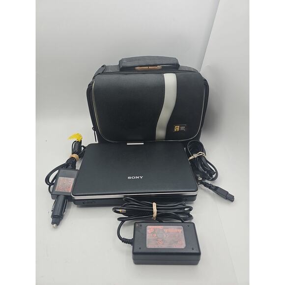 Sony DVP-FX810 Portable DVD player & Carrying Case - Picture 1 of 14